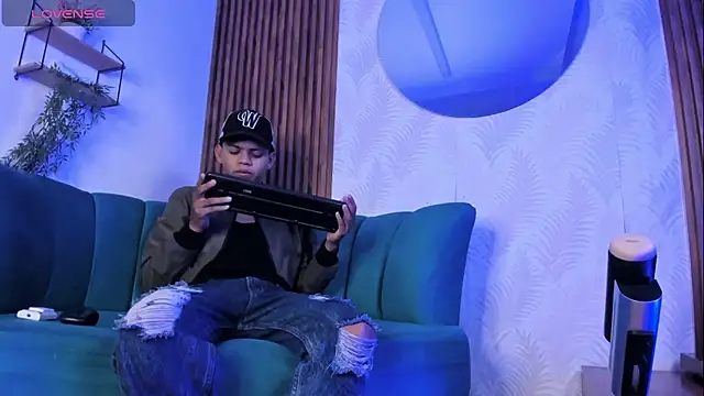 Jeffry wolvess online show from 02.12.26