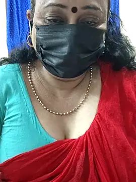 Snapshot of rekha_naier chatting on 10.07.25 rekha naier online show from 10.07.25