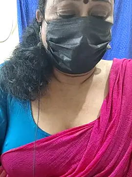 Snapshot of rekha_naier chatting on 10.29.25 rekha naier online show from 10.29.25