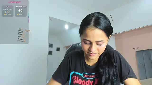 Giselle Roldan online show from 11.21.25