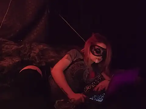 Snapshot of anonymouszN chatting on 12.22.24 anonymouszN online show from 12.22.24