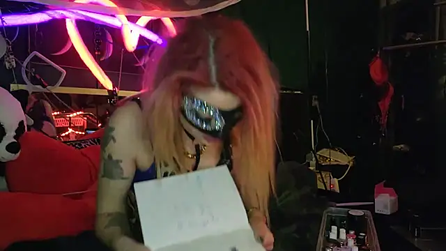 Snapshot of anonymouszN chatting on 02.16.25 anonymouszN online show from 02.16.25