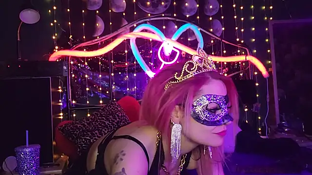 Snapshot of anonymouszN chatting on 03.19.25 anonymouszN online show from 03.19.25