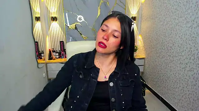 Snapshot of athenasexxxy chatting on 10.14.25 athenasexxxy online show from 10.14.25