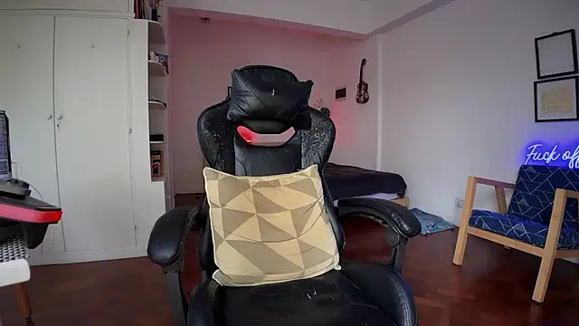 Den BlueXx online show from 10.12.25