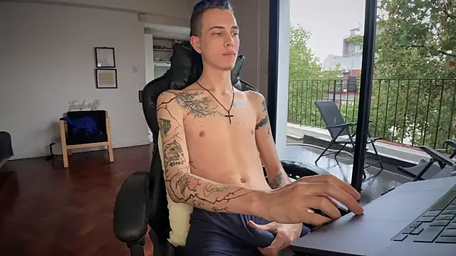 Den BlueXx online show from 04.21.26