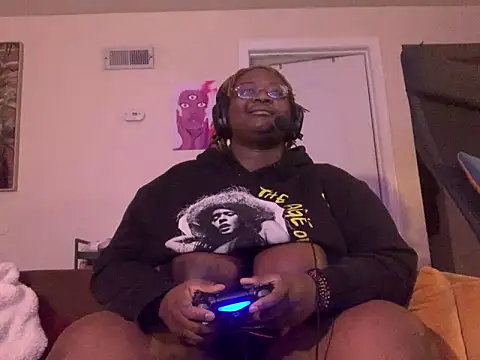 BigKittyRaven online show from 02.20.25