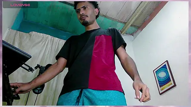 Snapshot of coleman160 chatting on 12.17.24 coleman160 online show from 12.17.24