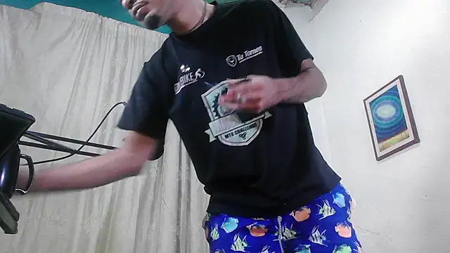 Snapshot of coleman160 chatting on 01.18.25 coleman160 online show from 01.18.25