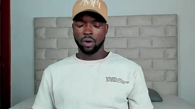 Dylan Taylor online show from 11.12.25