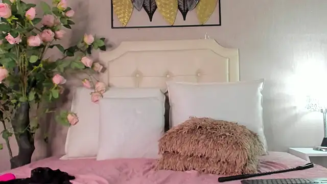 Pamela duque online show from 01.12.25