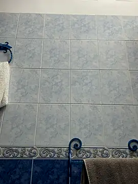 ellie mcdonald online show from 10.12.25