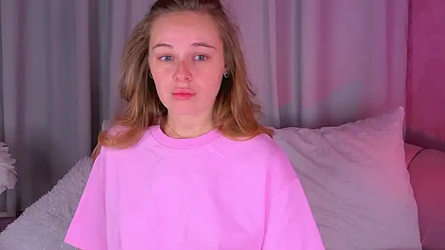 BeatriceEsmont online show from 11.08.25