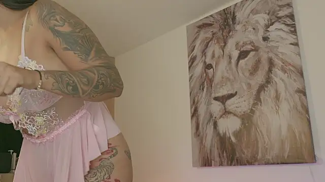 Maryann jones online show from 09.09.25