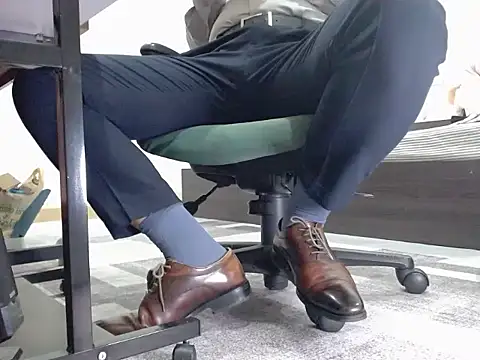 softlyS online show from 12.19.24