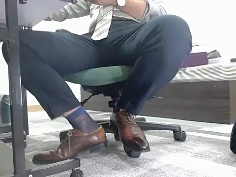 softlyS online show from 12.24.24