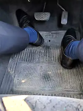 softlyS online show from 01.24.25