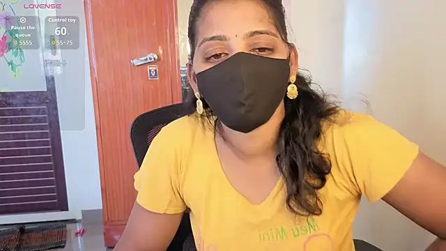 Tamil Shalini Lustyy online show from 04.12.26