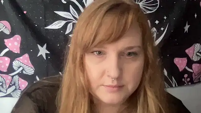 thickgingergoddess online show from 02.22.25
