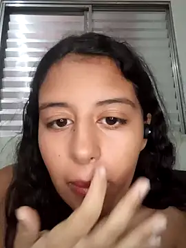 Snapshot of Babydol18_ chatting on 01.14.25 Babydol18 online show from 01.14.25