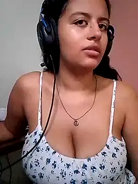 Snapshot of Babydol18_ chatting on 03.10.25 Babydol18 online show from 03.10.25