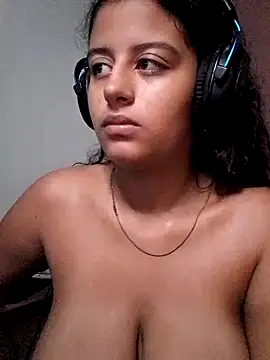 Snapshot of Babydol18_ chatting on 03.12.25 Babydol18 online show from 03.12.25