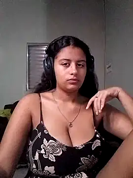 Snapshot of Babydol18_ chatting on 03.18.25 Babydol18 online show from 03.18.25