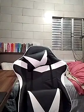 Snapshot of Babydol18_ chatting on 09.17.25 Babydol18 online show from 09.17.25