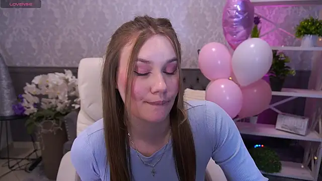 FoxyyKate online show from 02.17.26