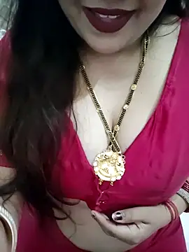 Snapshot of Mayuri77 chatting on 10.31.25 Mayuri77 online show from 10.31.25