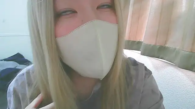 Snapshot of Remi_official chatting on 05.08.26 Remi official online show from 05.08.26