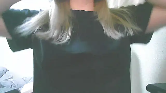 Snapshot of Remi_official chatting on 06.05.26 Remi official online show from 06.05.26
