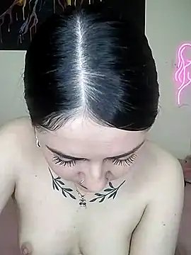 Emily-Hott- online show from 12.24.24