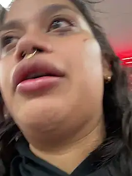 Snapshot of shyfr34k chatting on 01.10.25 shyfr34k online show from 01.10.25