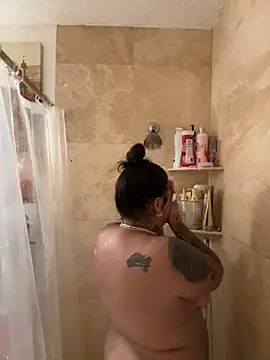 Snapshot of shyfr34k chatting on 09.27.25 shyfr34k online show from 09.27.25