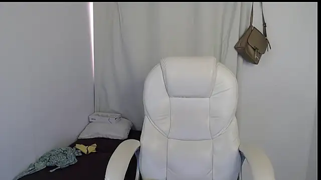 Xileny-Halliwey online show from 10.02.25