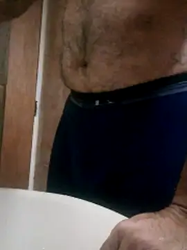 Juan 45 online show from 04.14.26