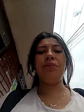 LIZ-06  online show from 02.23.25