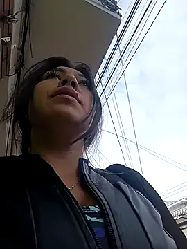 LIZ-06  online show from 02.24.25