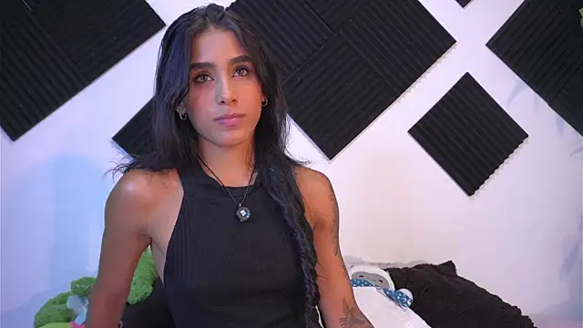 Snapshot of Ambeer_Rousess chatting on 10.12.25 Ambeer Rousess online show from 10.12.25