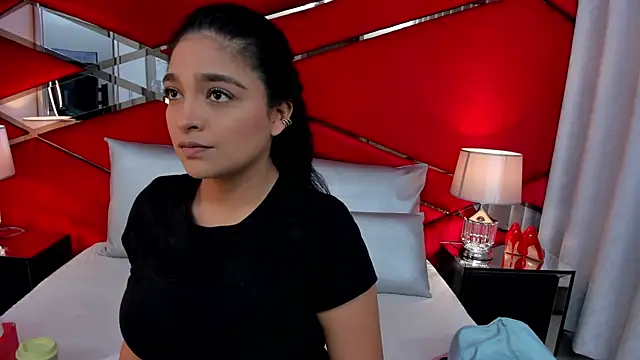 Snapshot of AdeleGray chatting on 03.13.25 AdeleGray online show from 03.13.25