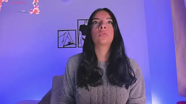 777AylinZ online show from 11.14.25