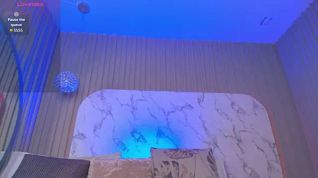 Snapshot of Franchesca_De_Luca chatting on 10.28.25 Franchesca De Luca online show from 10.28.25