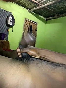 Snapshot of GangsterCouple-Aimy-Jonny chatting on 02.02.26 GangsterCouple-Aimy-Jonny online show from 02.02.26