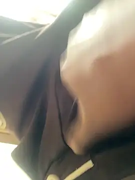 Snapshot of GangsterCouple-Aimy-Jonny chatting on 03.01.26 GangsterCouple-Aimy-Jonny online show from 03.01.26