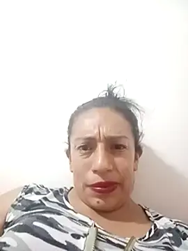 yaz guzman online show from 02.25.25
