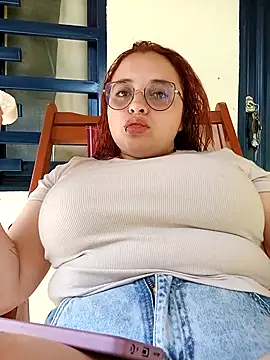 CURVY-HORNY online show from 09.10.25