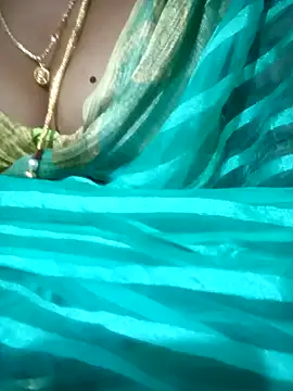 Cute-chinny online show from 01.22.25