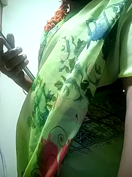 Cute-chinny online show from 02.05.25