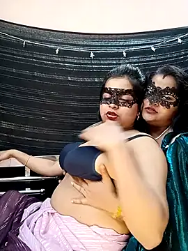 Snapshot of hottbabycam chatting on 06.12.26 hottbabycam online show from 06.12.26